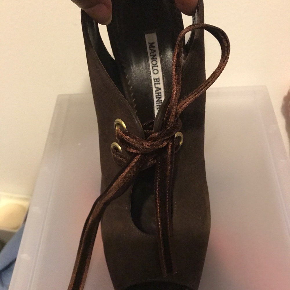 Suede brown open toe booties